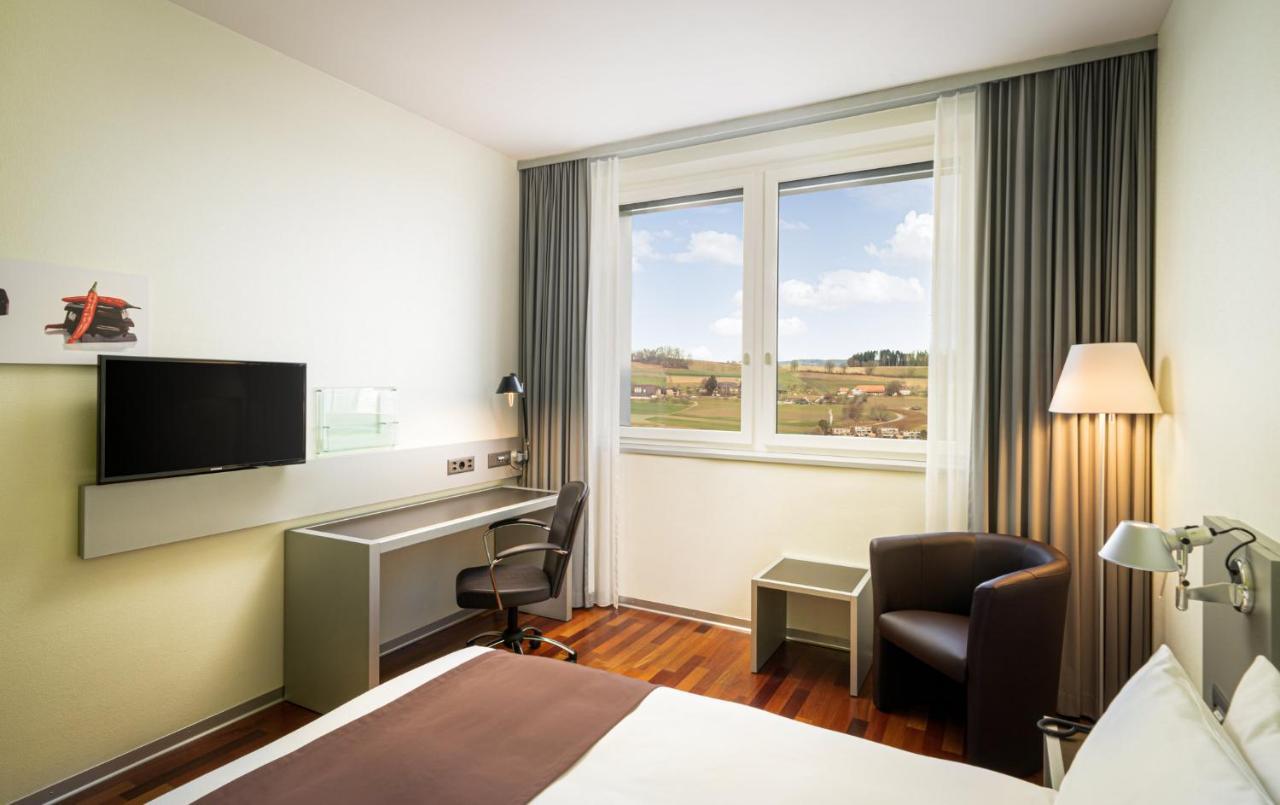 Holiday Inn Bern Westside By Ihg Exterior foto